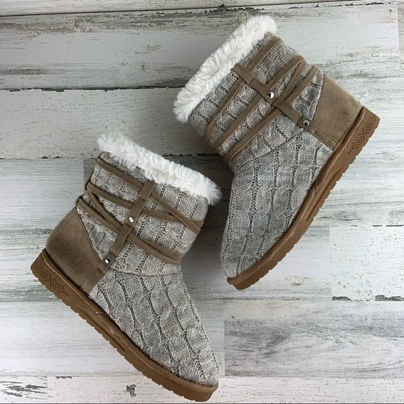 MUK LUKS Tan Grey Sweater Knit Booties Size 11 - Picture 6 of 10